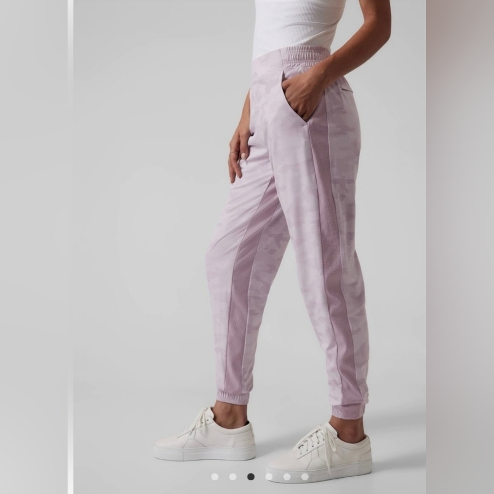 Athleta Brooklyn Lined Camo Jogger - Purple